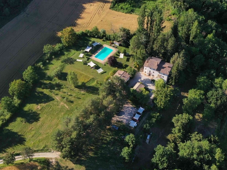 L'Ariete apartament en Umbria marche to rent best hotel Agroturismos