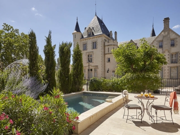 Chateau Les Carrasses - Hotel Castillo in Quarante, Languedoc y Rosellón