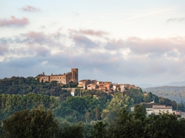 Castell d'Empordà - Hotel Castillo in La Bisbal d'Emporda, Cataluña