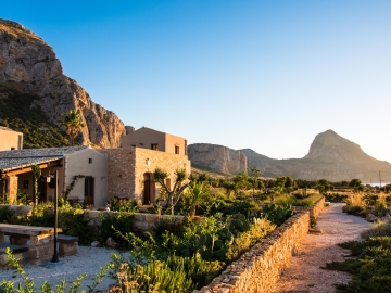 Baglio Giammaccaro - Hotel Boutique in Castelluzzo, Sicilia