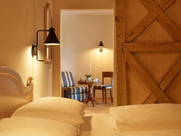 Hotel B&B Apartments Historic Guesthouse Bircher by Sterzing - Hotel & Self-Catering in Campo di Trens, Alto Adige-Trentino