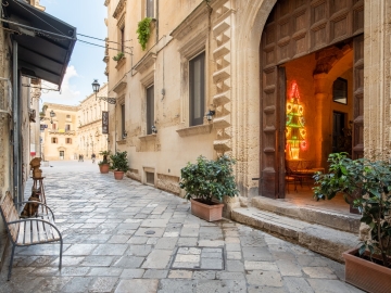 Vico dei Bolognesi per Palazzo Personè - B&B in Lecce, Apulia
