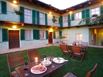 Ca San Ponzio - Hotel Rural in Barolo, Piamonte