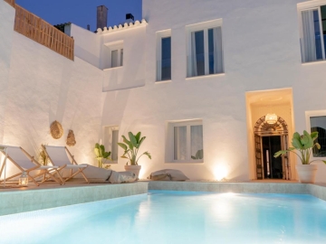 Suites Alfonso X - Apartamentos con encanto in Jerez de la Frontera, Cádiz