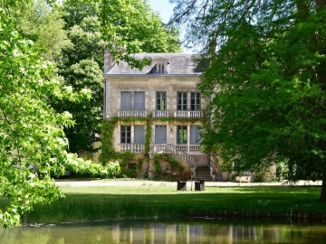Manoir de Plaisance - Hotel Castillo in Benon, Nueva-Aquitania