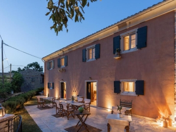 The Merchant's House - B&B in Old Perithia, Islas Jónicas