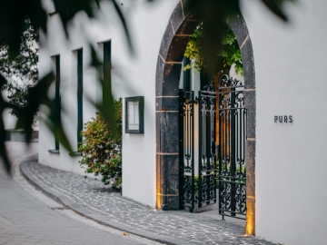 PURS Luxury Boutique Hotel & Restaurant - Hotel de lujo in Andernach, Rhineland-Palatinate
