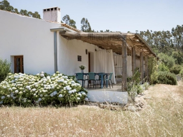 Muxima - Montes Ferreiros - B&B & Apartamentos in Aljezur, Algarve