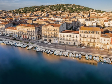 Le Grand Hotel Sète - Hotel Boutique in Sète, Languedoc y Rosellón