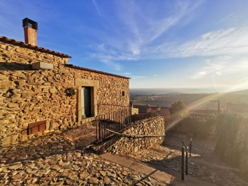 Casa da Cisterna - Hotel & Self-Catering in Castelo Rodrigo, Costa Central & Beiras