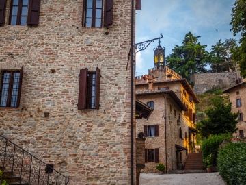 Antico Borgo di Tabiano Castello - Hotel & Self-Catering in Salsomaggiore Terme, Emilia Romana
