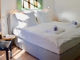 King size bed