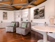 TV room with Smart TV and Netflix