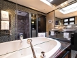 Executive Suite Bathroom