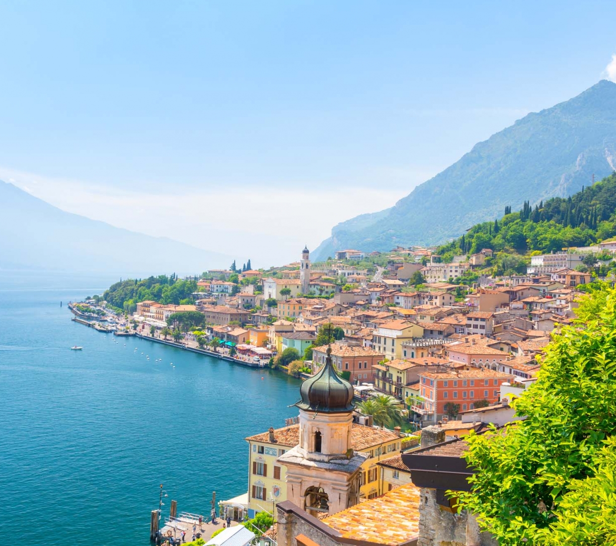 Hoteles con encanto en Lago de Garda y Lago Iseo, hotels de lujo y apartamentos